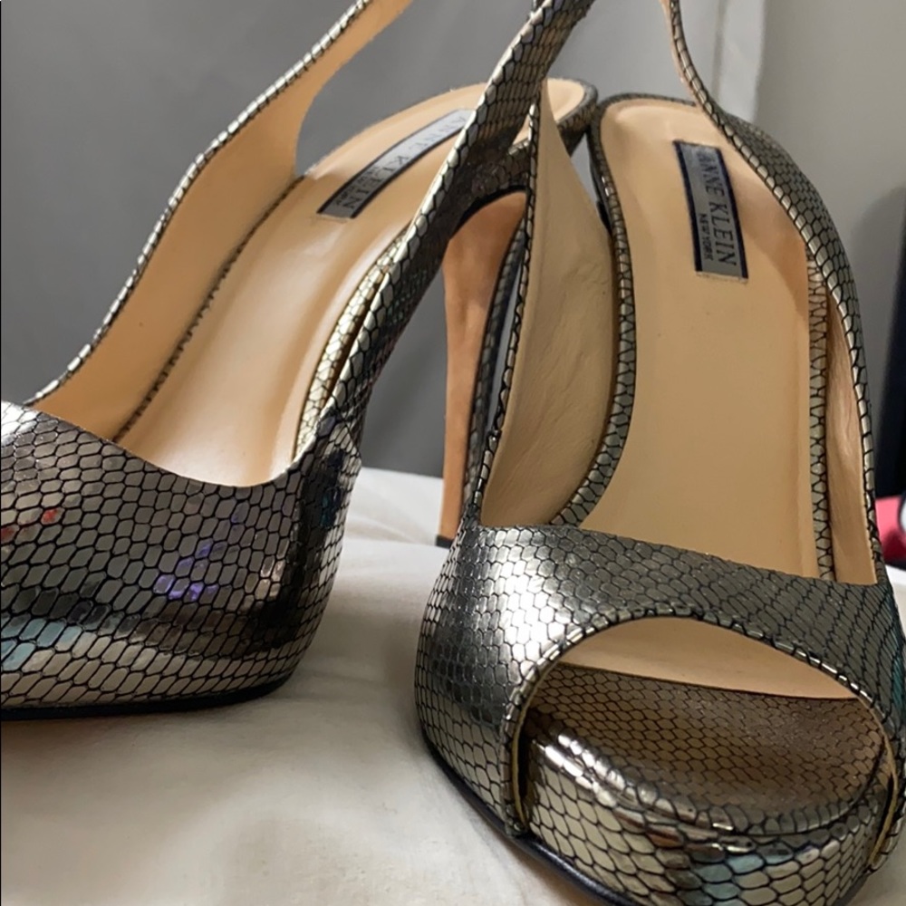 Mermaid pewter open toed heels